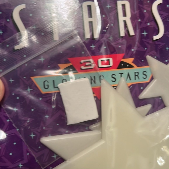 New great explorations, glow-in-the-dark stars - Picture 8 of 9